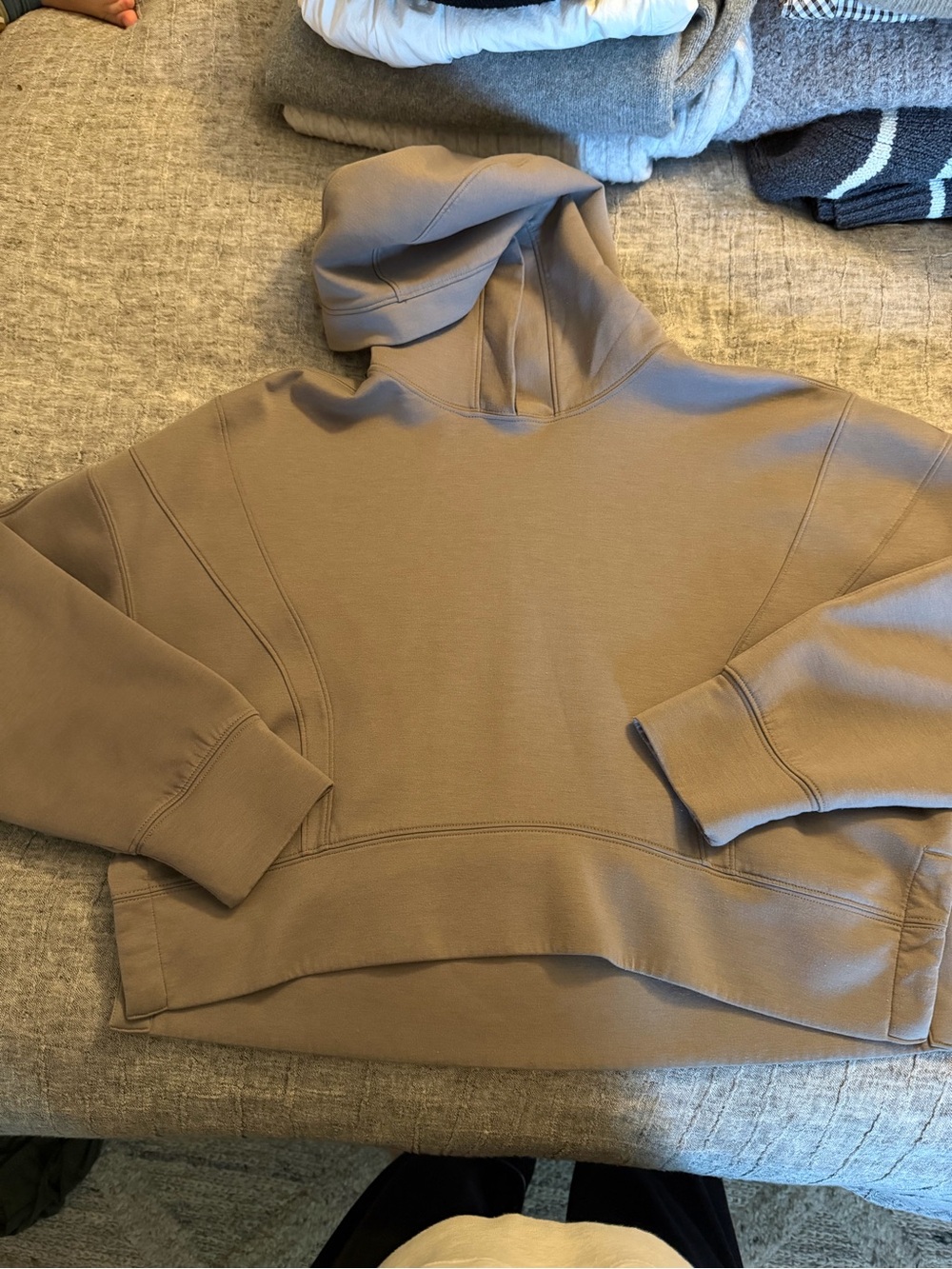 A&F YPB Cropped Sweatshirt